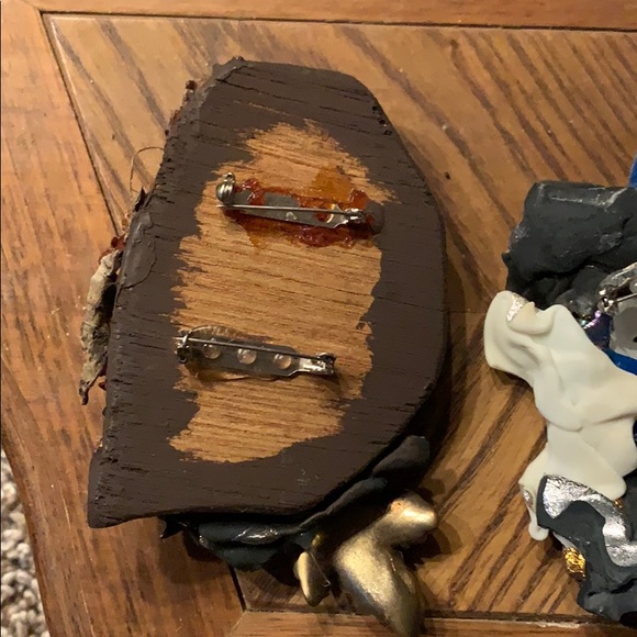 Set of 3 vintage homemade pins - Picture 6 of 8